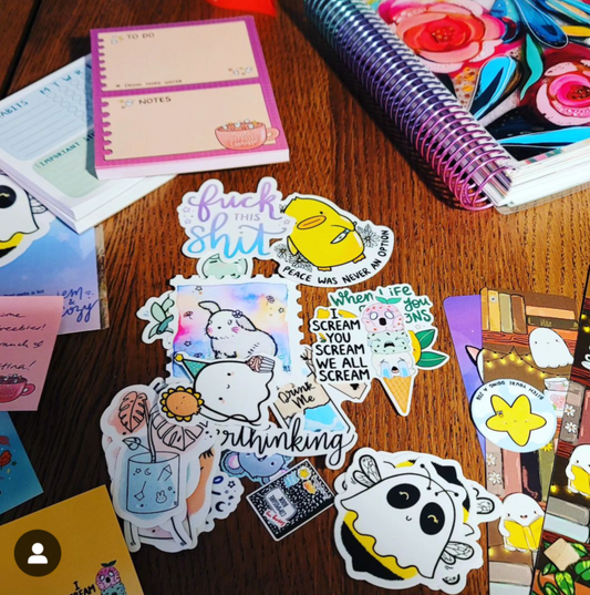 Boo Bee Vinyl Sticker