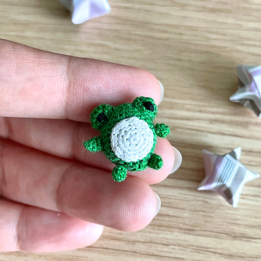 Micro Crochet Baby Frog with Knife