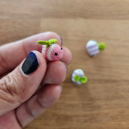 Micro Crochet Baby Bumblebee