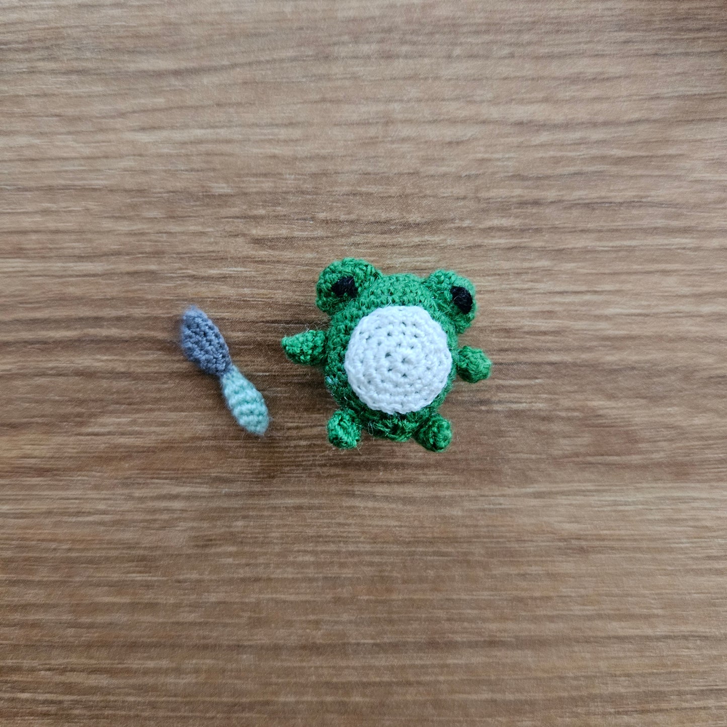 Micro Crochet Baby Frog with Knife